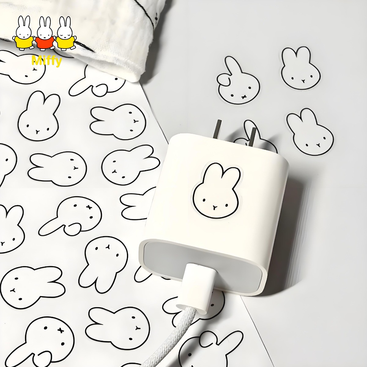 Kawaii Anime Miffy Coniglio Ad - Gaming Accessories Cute recensione e prezzo